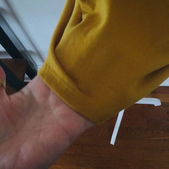 Terra & sky yellow v neck short sleeve tunic - Picture 2 of 7